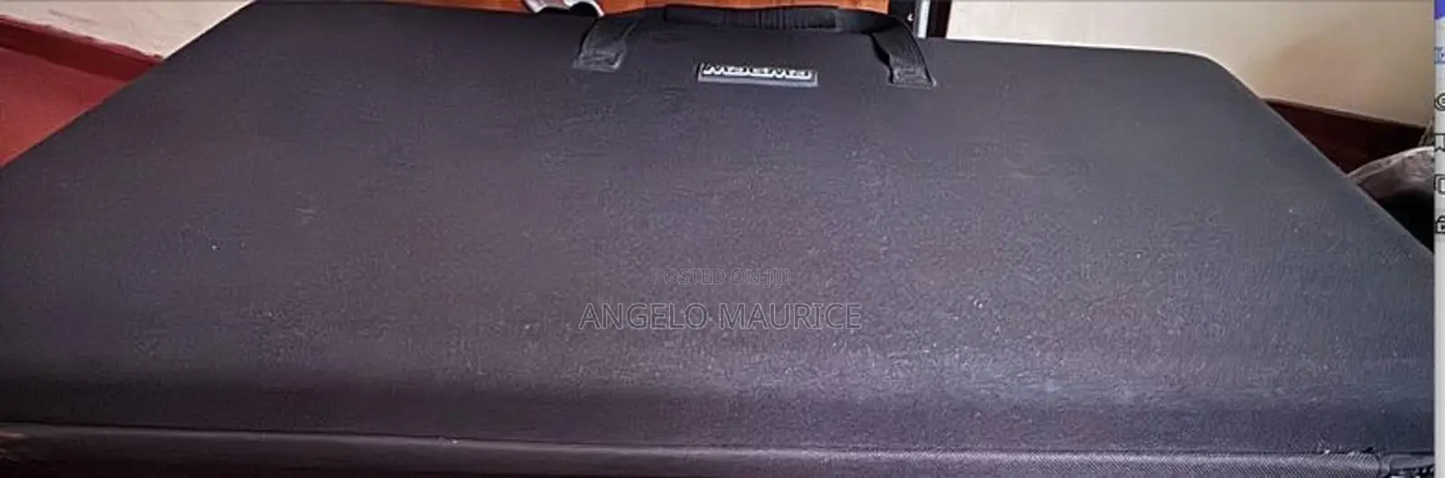 Pioneer DJ DDJ-SR2 with Decksaver Cover Magma Carry Case