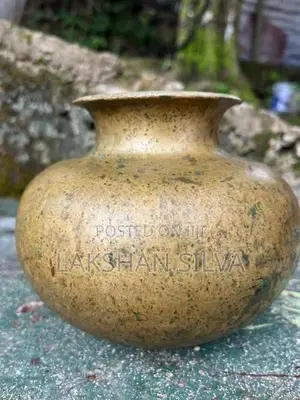 Antique Piththala Pot