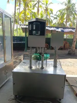 ද්‍රවමය ද්‍රව්‍ය ඇසුරුම් කරන යන්ත්‍ර