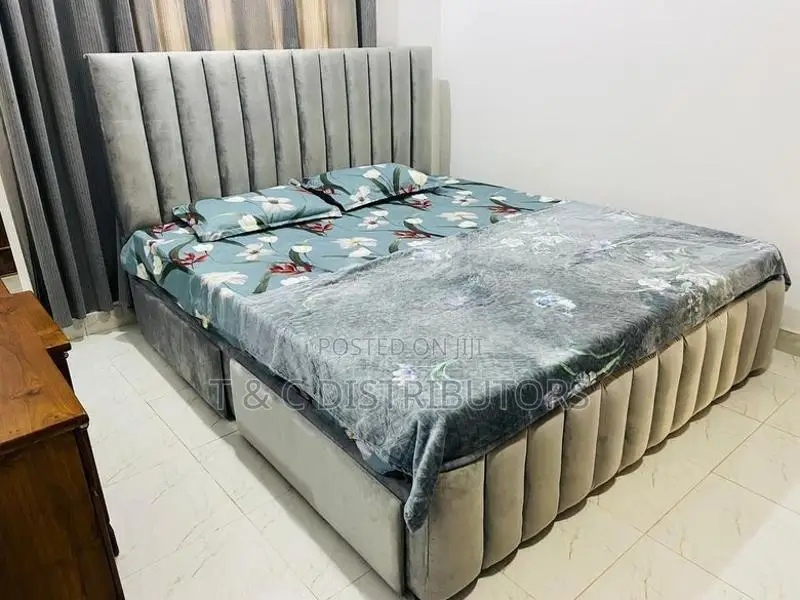 Luxury Divan Bed with Spring mattress 72*60