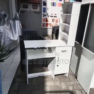 manicure tables