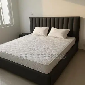 New Cushion Divan Bed with Spring Mattresses 72"*60"