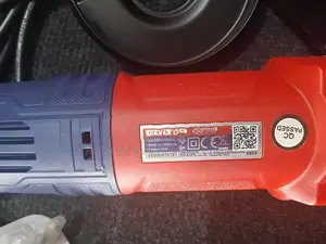 EMTOP EAGR09042 Industrial Angle Grinder 900W – HERMAN PT 0540