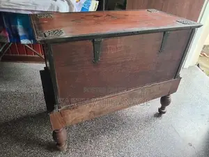 Antique pettagama