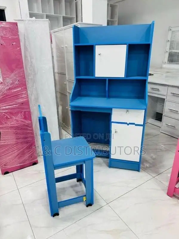 KIDS desk & chairs✌👌