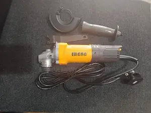 INGCO 750W Angle Grinder (Model: AG750282) – HERMAN PT 0541