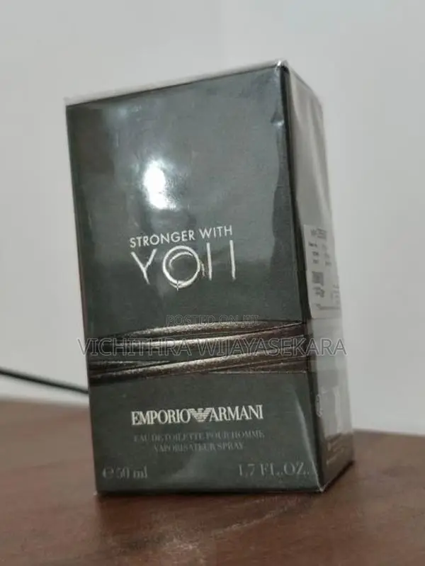 Emporio Armani Stronger Perfume