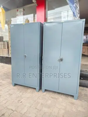 Steel Office Cupboard .6*3 ft