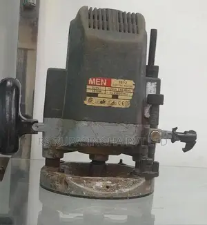 Men Router Machine