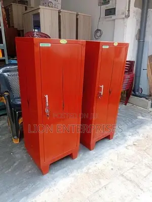 4×1.5 Ft Steel Half Cupboards One Door