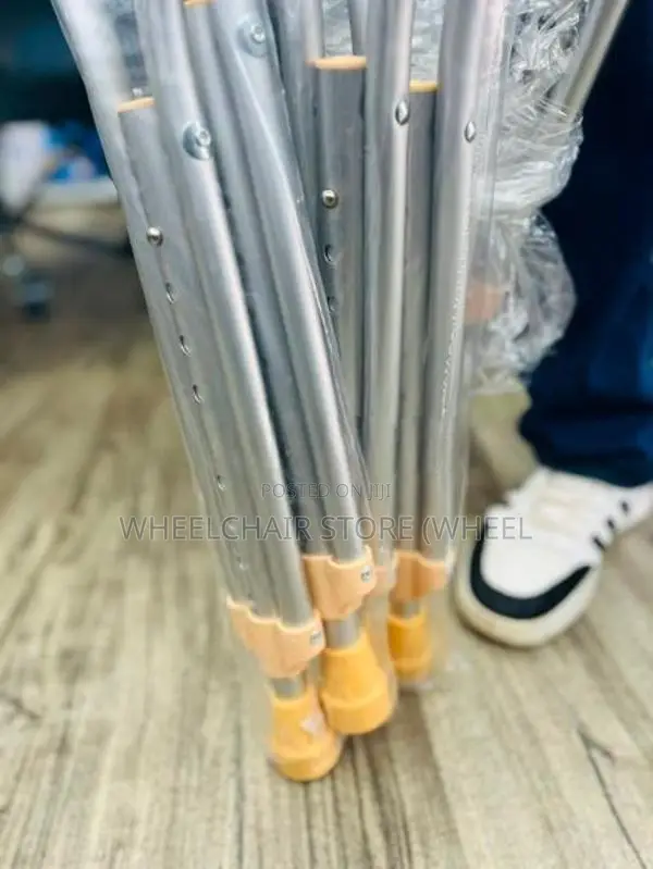 Under Arm Walking Crutch