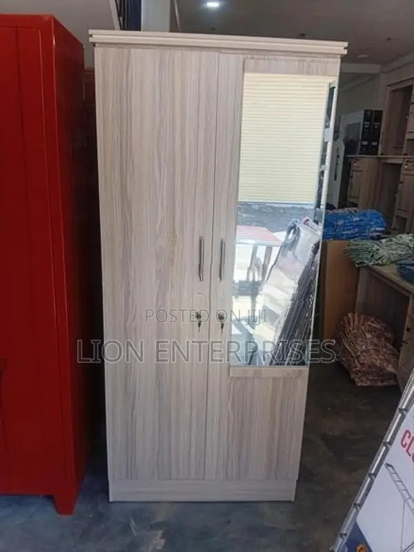 6×2.5 Melamine Cupboards