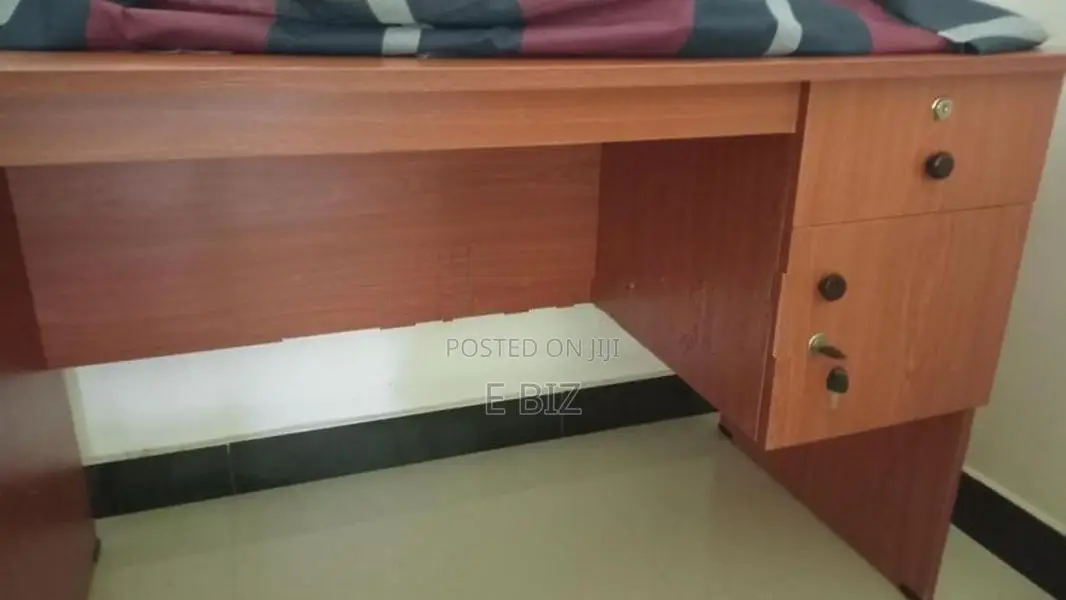 Melamine Multipurpose Table