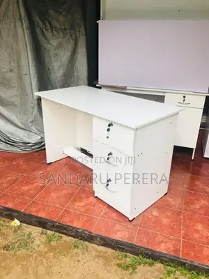 4x2 White Table (043)