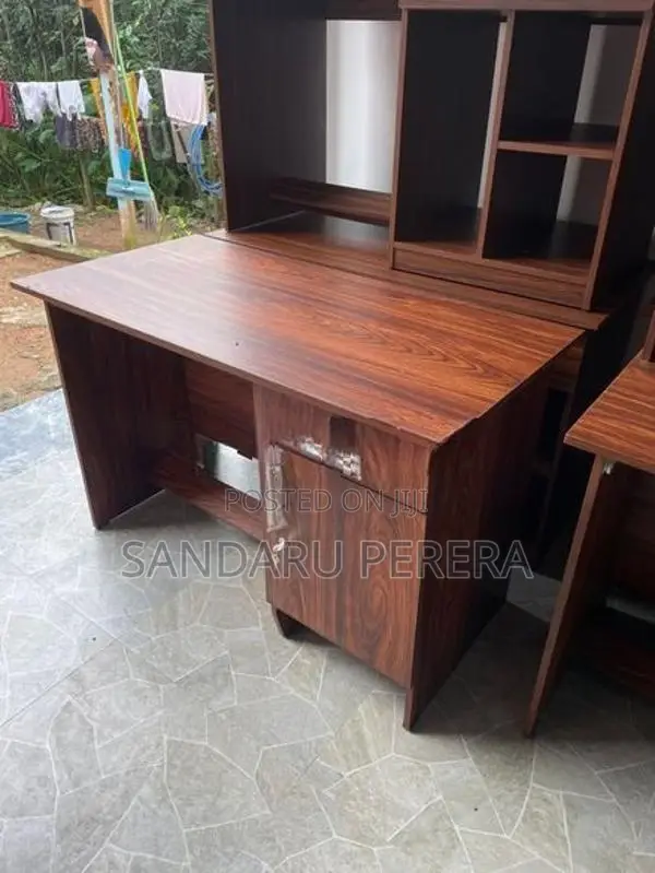 Modern 4x2 Table