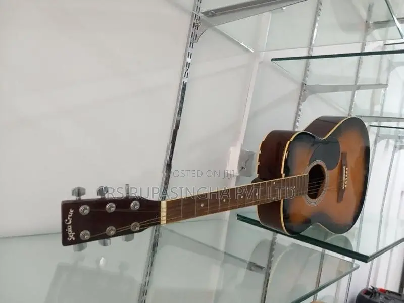 Box Guitar