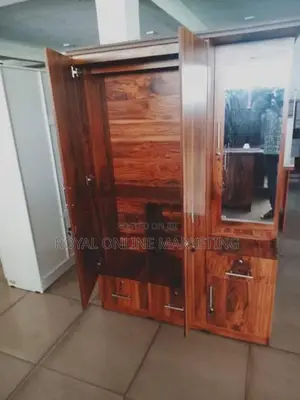 3 Door Cupboard (K-23)