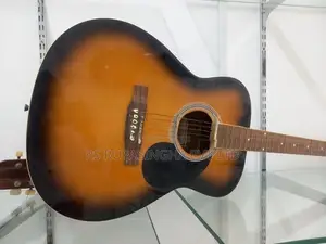 Sepia Crue Box Guitar