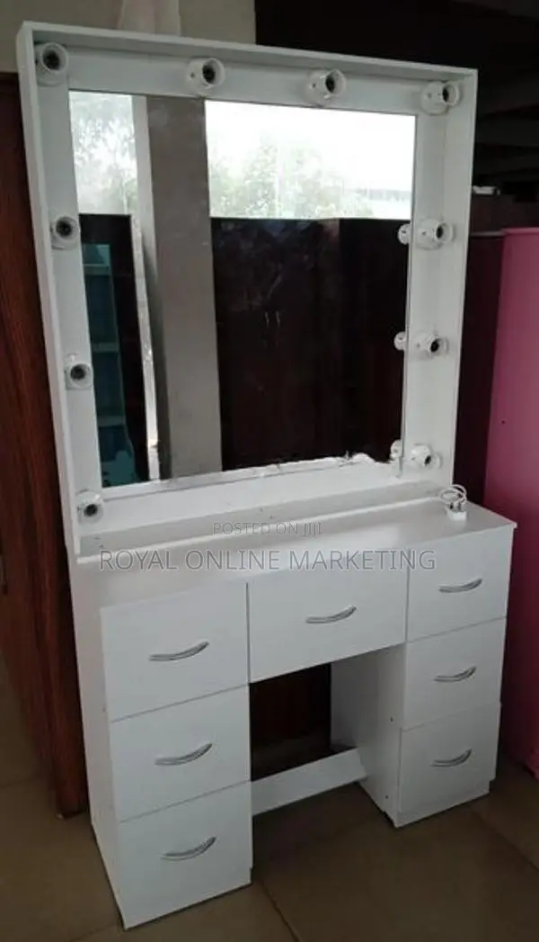 Dressing Table (D-24)