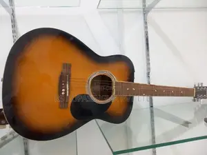 Sepia Crue Box Guitar