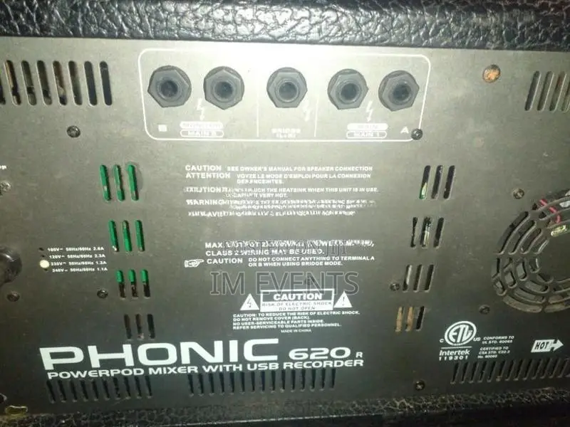 Phonic Powered Mixer