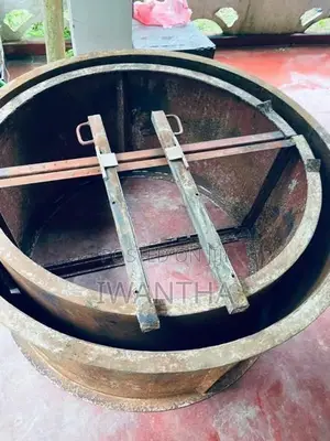 CONCTRETE TUBE WELL MOULD(3.5 FEET) LIN WALALU ACHCHU