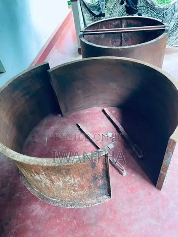 CONCTRETE TUBE WELL MOULD(3.5 FEET) LIN WALALU ACHCHU