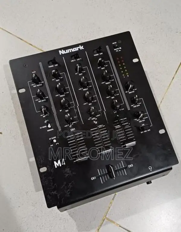 DJ Console Full Set