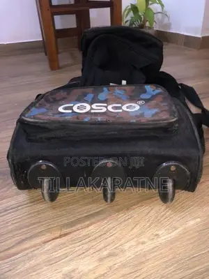 Cricket wheel bag