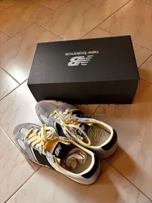 New Balance Unisex Shoes