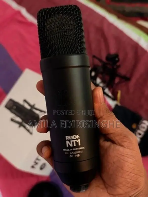 Rode NT1 studio codencer microphone