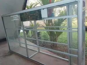 Aluminum Showcase