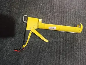 Heavy-Duty Manual Silicone Caulking Gun – HERMAN HT 0989