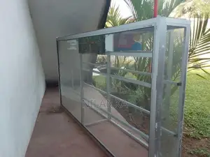 Aluminum Showcase