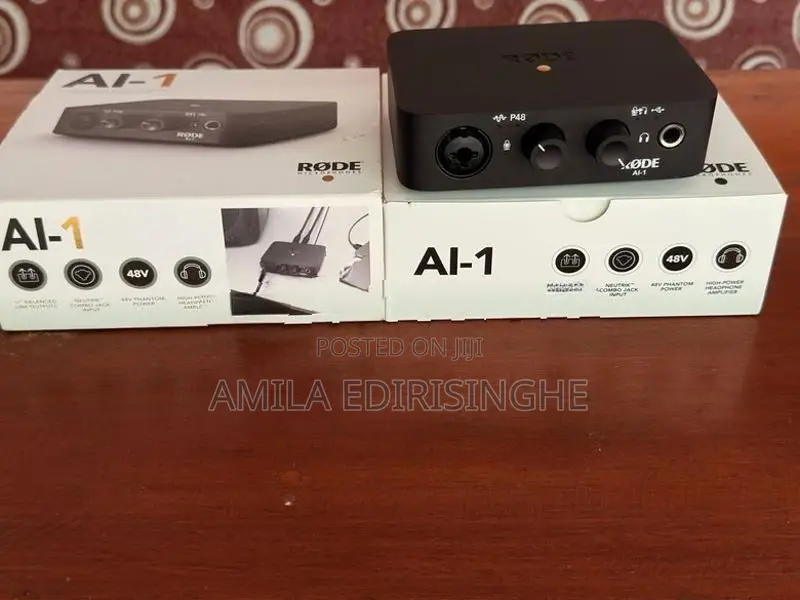Rode NT1 studio codencer microphone