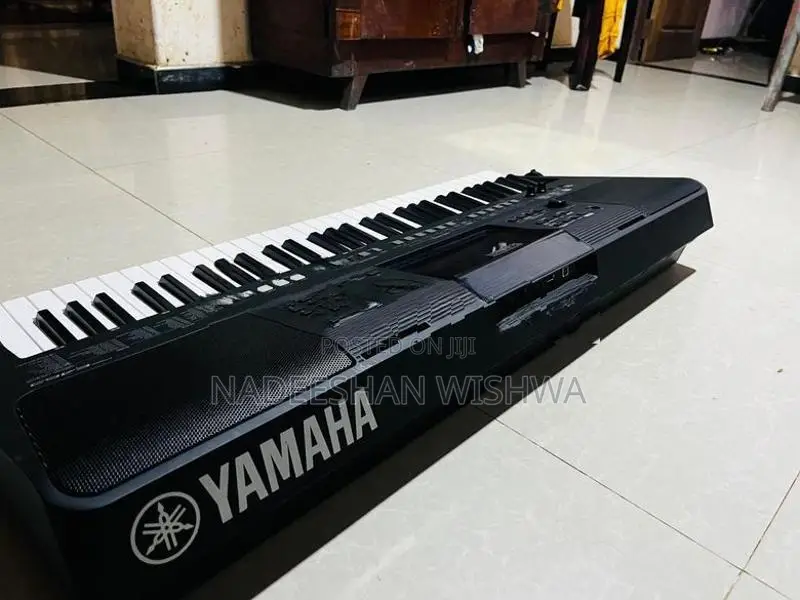 Yamaha PSR-E463