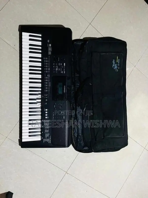 Yamaha PSR-E463