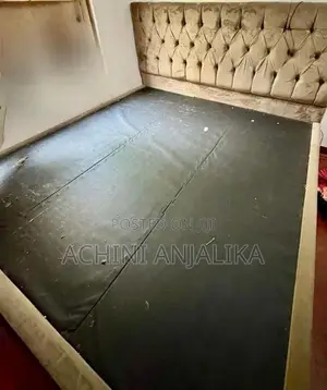 King’s Bed with Mattress
