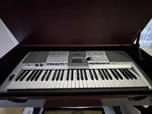 Yamaha PSR E403 Keyboard