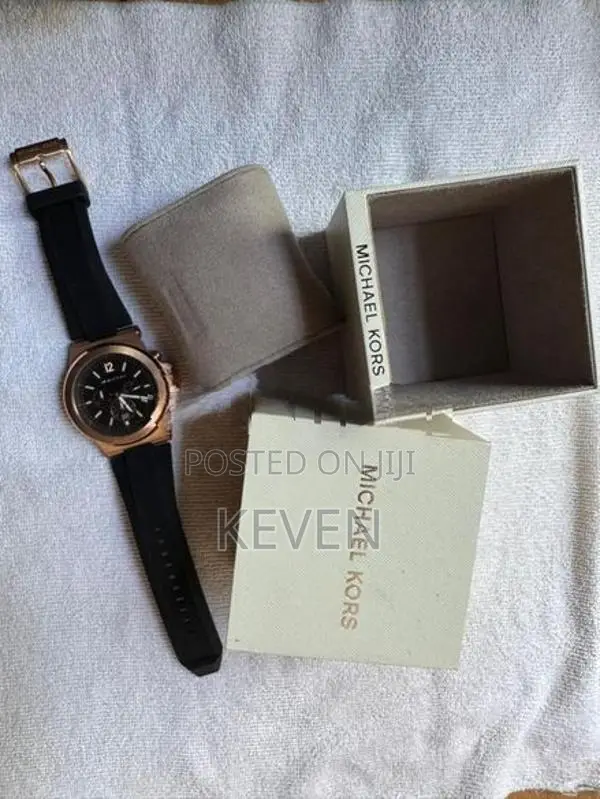 Michael Kors MK8784 Layton Men’s Chronograph Watch