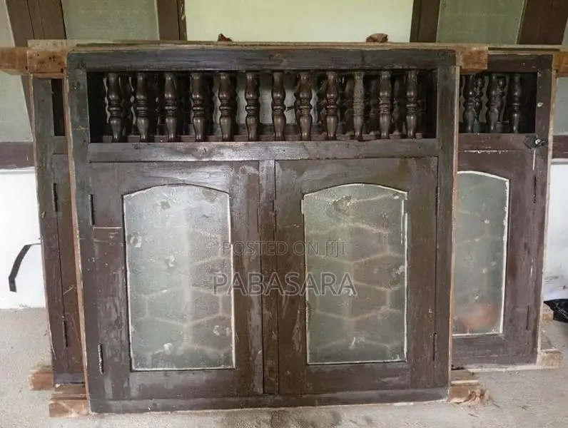 Teak Wood Windows with Frame ( තේක්ක දැව ජනෙල් ප්‍රේම් එක සමඟ)