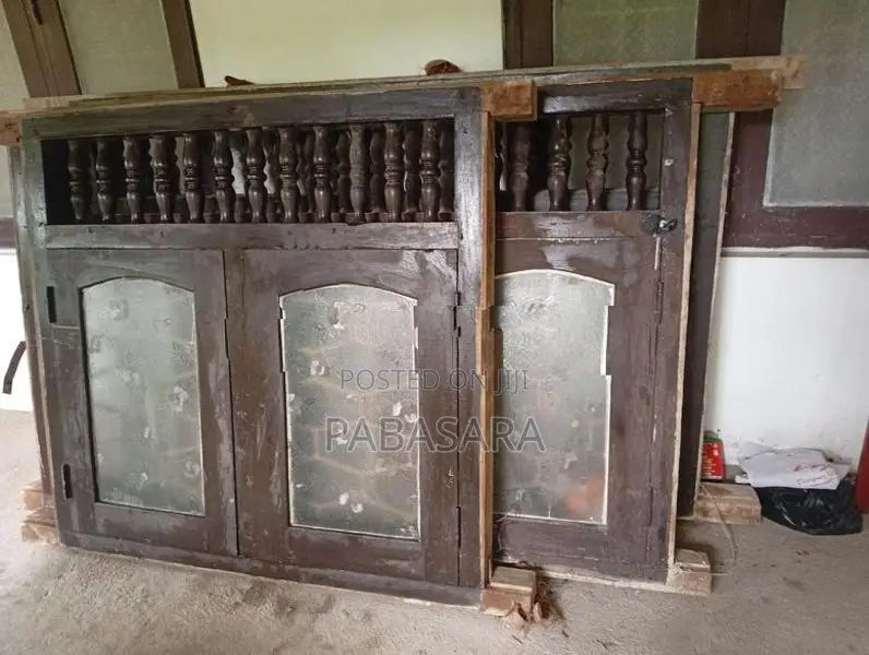 Teak Wood Windows with Frame ( තේක්ක දැව ජනෙල් ප්‍රේම් එක සමඟ)