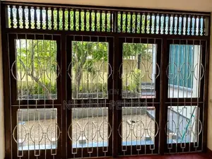 කොස් ලී ජනේල සෙටි එකම