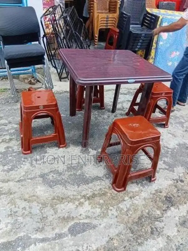 Plastic Table with 4 Stools