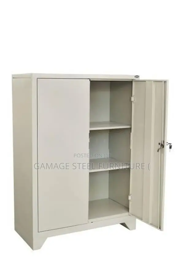 Halfdoor cupboard