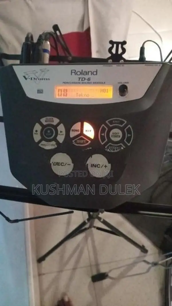 Roland v Drums