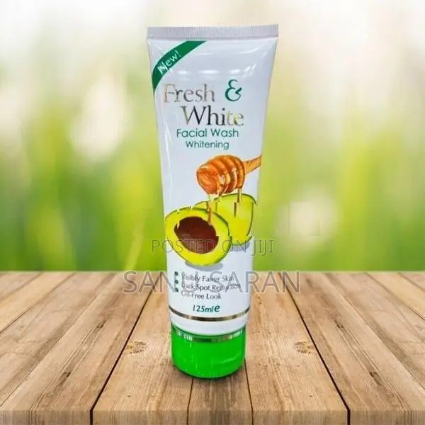 Fresh White Face Wash