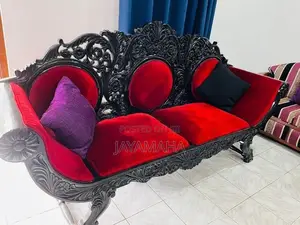Antique Kavichchi Sofa