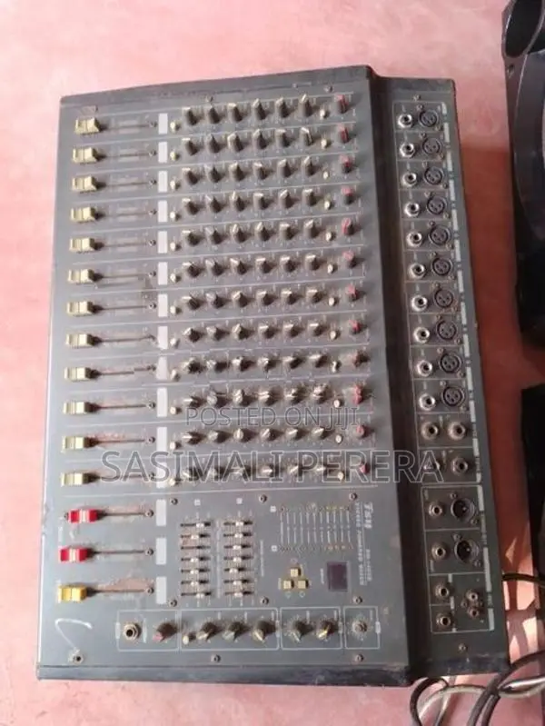 Powerd Speaker with mixer