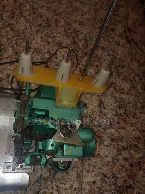 Thread Overlock Machine